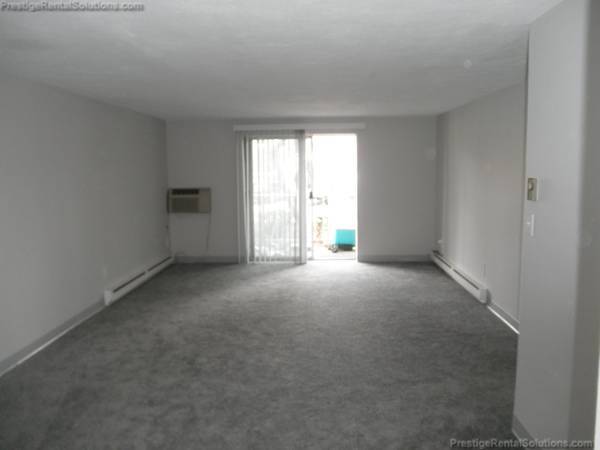 Foto del edificio - 36 Greentree Ln