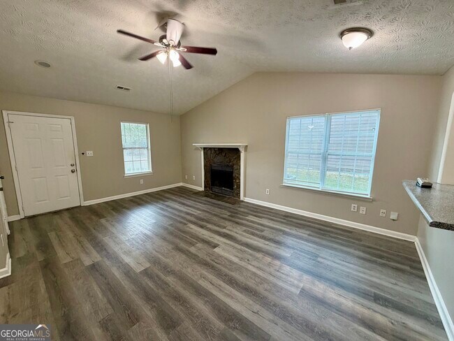 Building Photo - 105 Fruitwood Trce