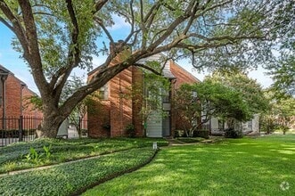 Building Photo - 4508 University Blvd