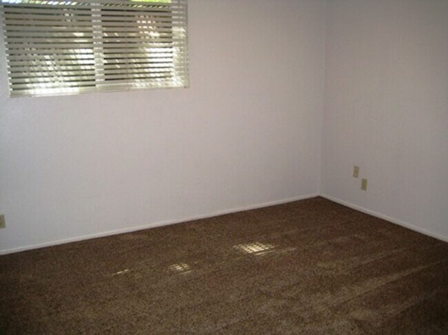 Foto del edificio - 3-BR Duplex in Santa Clara