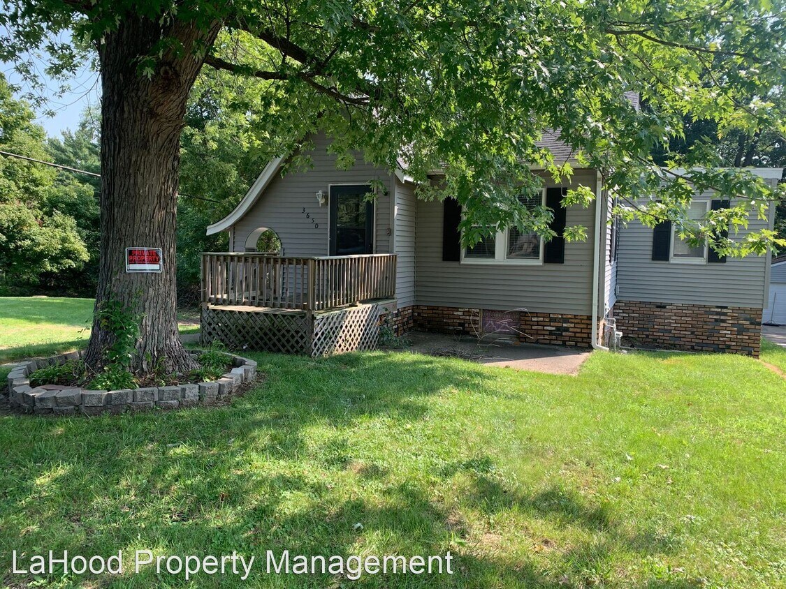 Primary Photo - 2 br, 1 bath House - 3650 N Leroy Ave