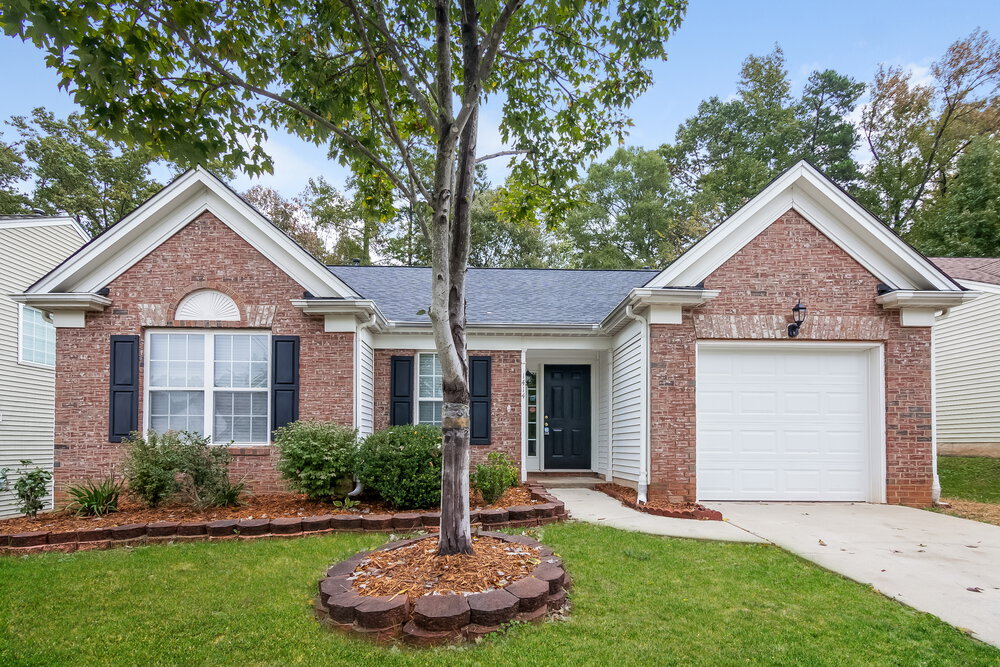 Primary Photo - 1414 Chimney Rock Ct