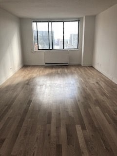 Living room - 200 E 33rd St