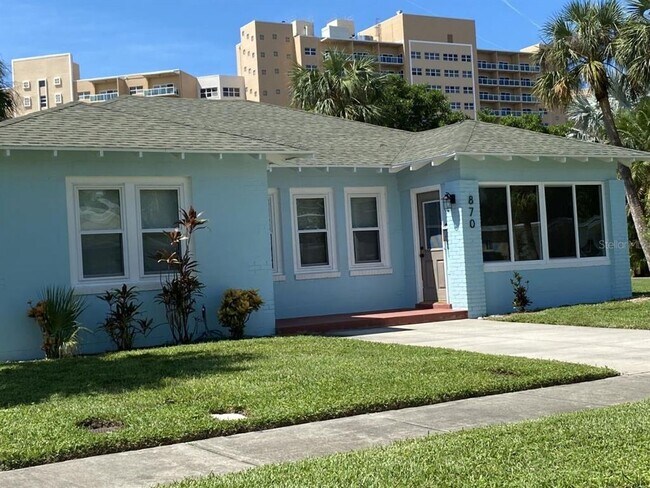 Foto del edificio - 870 Bruce Ave