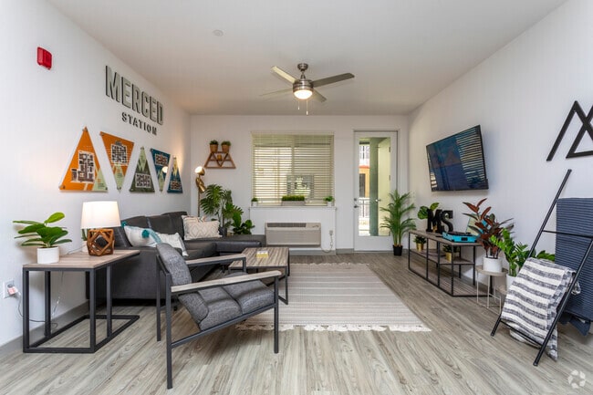 Photo - Merced Station Apartments