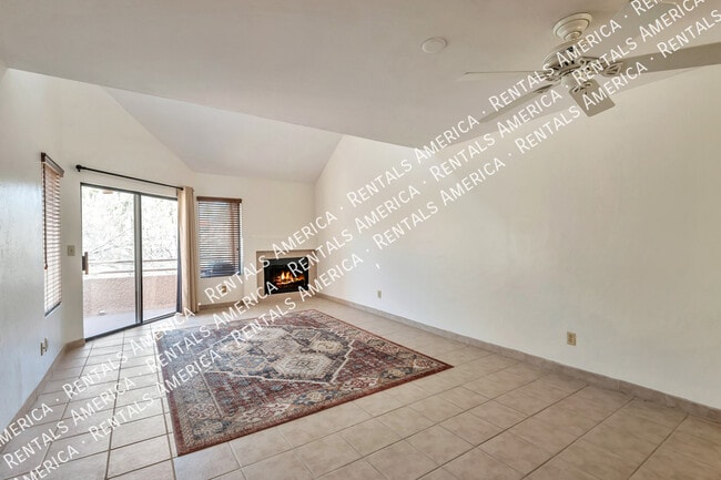 Building Photo - 5675 N Camino Esplendora