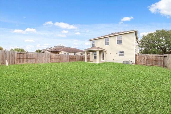 Building Photo - 21311 Shadow River Ln