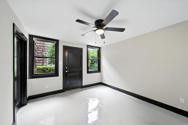 Foto del edificio - 811 Sul Ross St