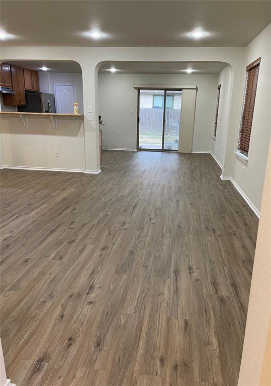 Foto del edificio - 904 Watson Way