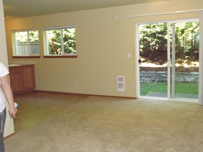 Foto del edificio - Spectacular 3 Bedroom Condo in "Alicia Mea...