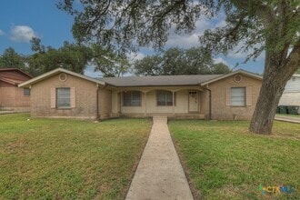 Building Photo - 334 Craddock Ave