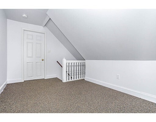 Building Photo - 5 E Foster St