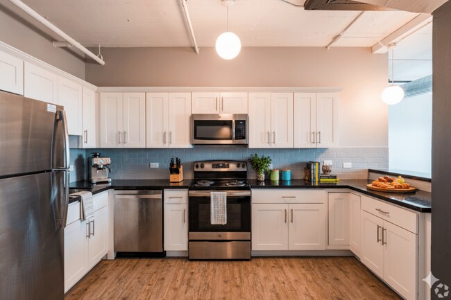 Foto del edificio - Mid City Apartments