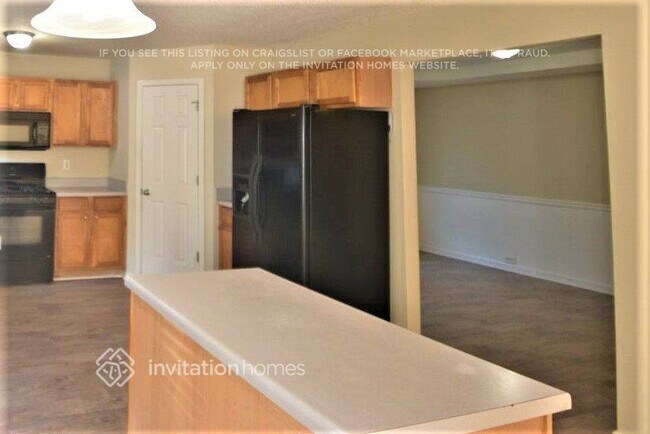 Foto del edificio - 3349 Amhurst Pkwy