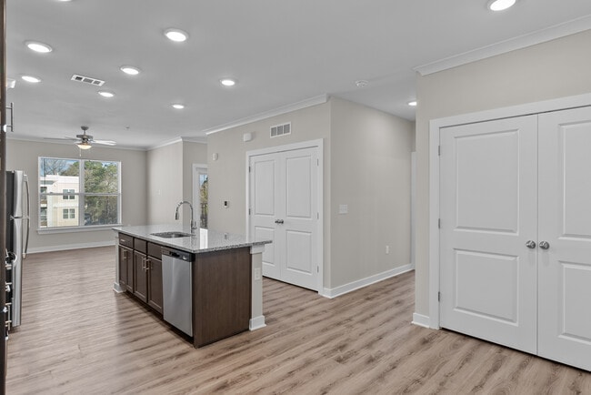 Building Photo - Arbors at 29 North