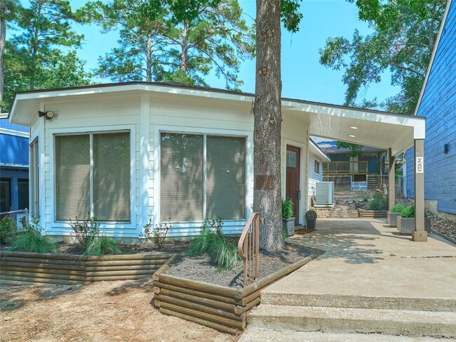 Building Photo - 21 Harbour Ln