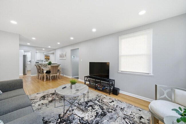 Foto del edificio - 12800 Terrace Ln