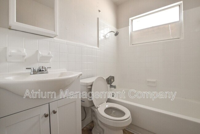 Foto del edificio - 61 W Muriel St