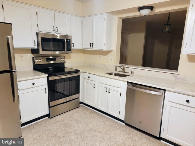 Foto del edificio - 20573 Summersong Ln