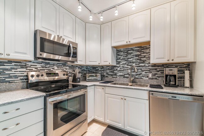 Foto del edificio - 717 7th Ln