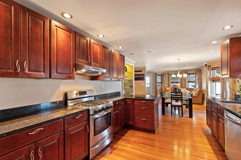 37 Northend Ave Unit 2, Salem, MA 01970 Room for Rent in Salem, MA