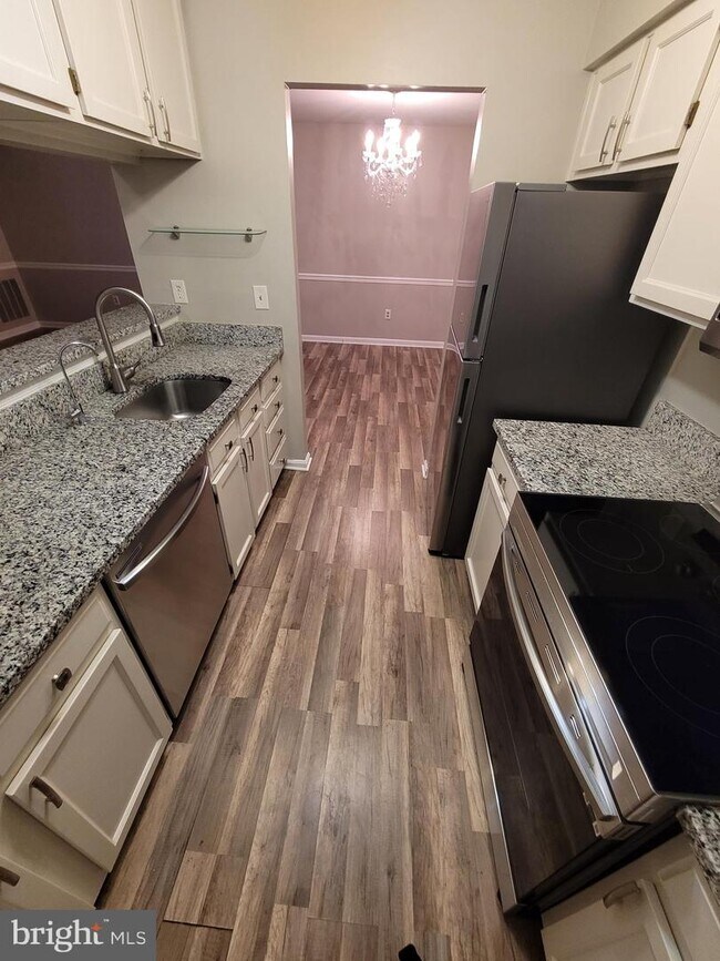 Foto del edificio - 5708 Olde Mill Ct