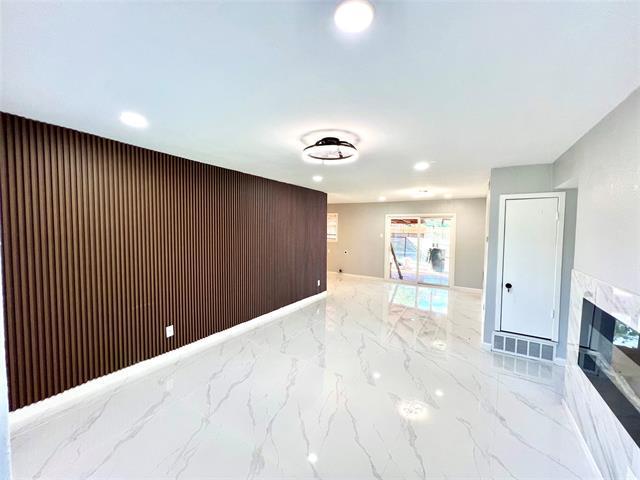 Foto del edificio - 4009 Finley Rd