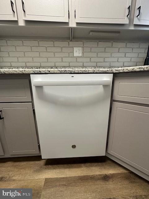 Foto del edificio - 1319 Valley Dr