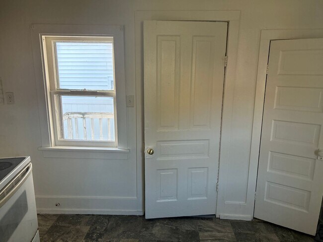 Foto del edificio - 628 Washington St