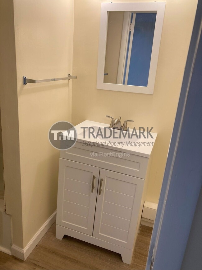 Foto del edificio - 303 S Front St