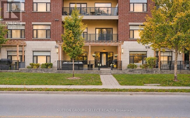 Building Photo - 89 Ridout St S