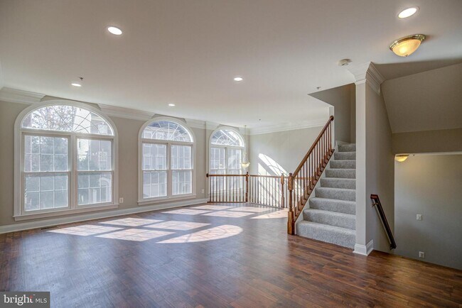 Building Photo - 11454 Log Ridge Dr