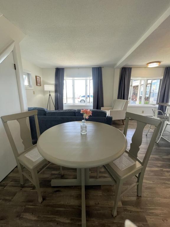 Photo - 175 Main St House