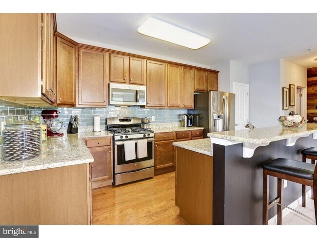 Building Photo - 319 Kramer Ct