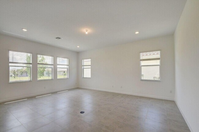Foto del edificio - 1048 Sterling Pine Pl