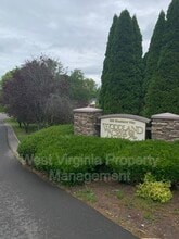 Building Photo - 196 Cardinal Way