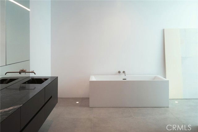 Foto del edificio - 838 Kings Rd