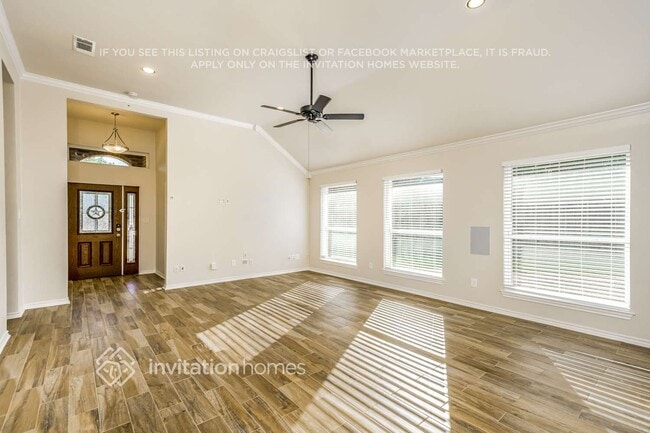 Building Photo - 8081 Durham Dr