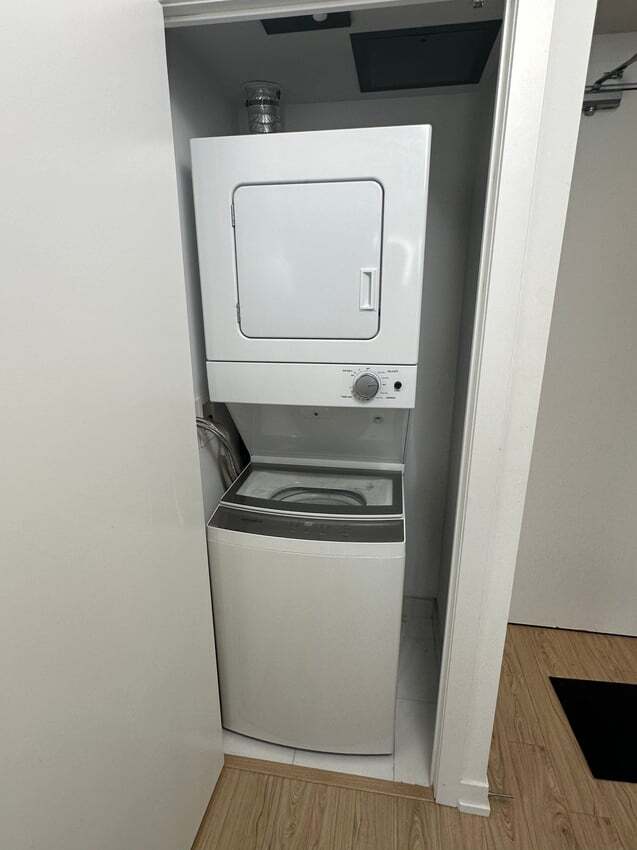 Photo du bâtiment - Deluxe Room - Wood St & Church St