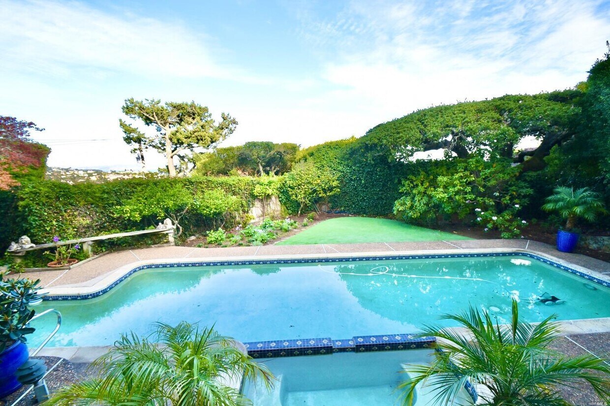 25 Spencer Ct, Sausalito, CA 94965 House Rental in Sausalito, CA