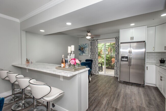 Foto del edificio - Avondale Modern Townhomes