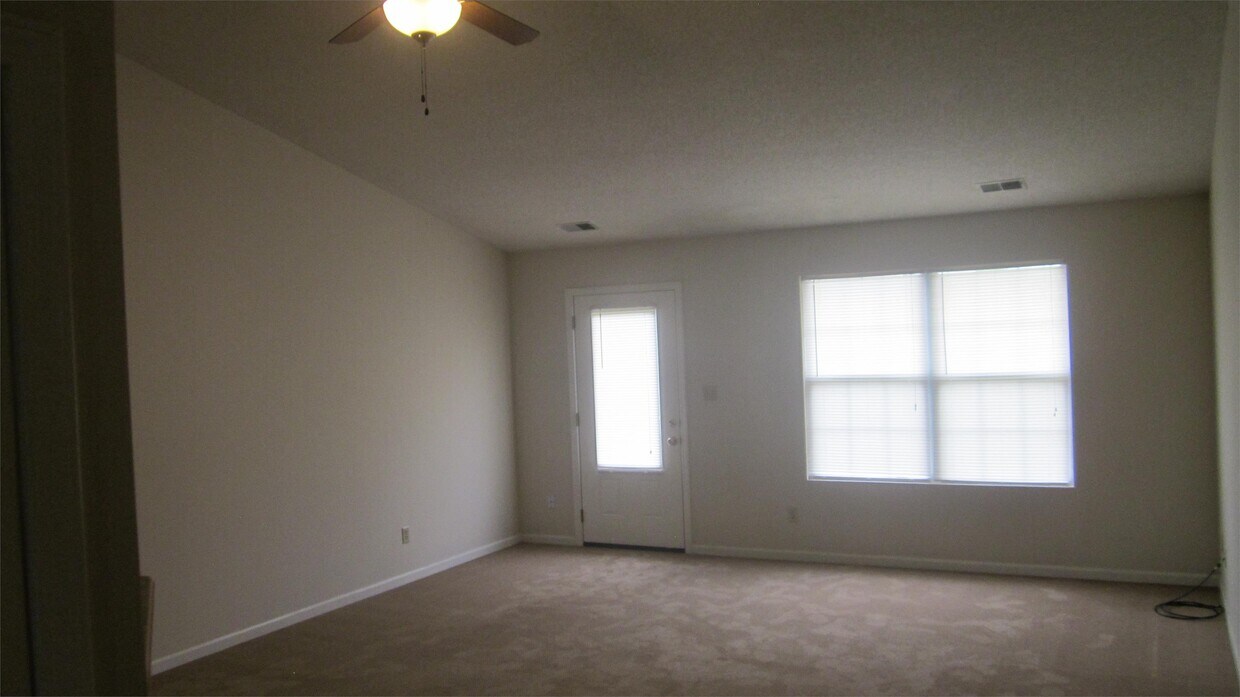 901 Walters Dr, Manhattan, KS 66502 Townhome Rentals in Manhattan KS