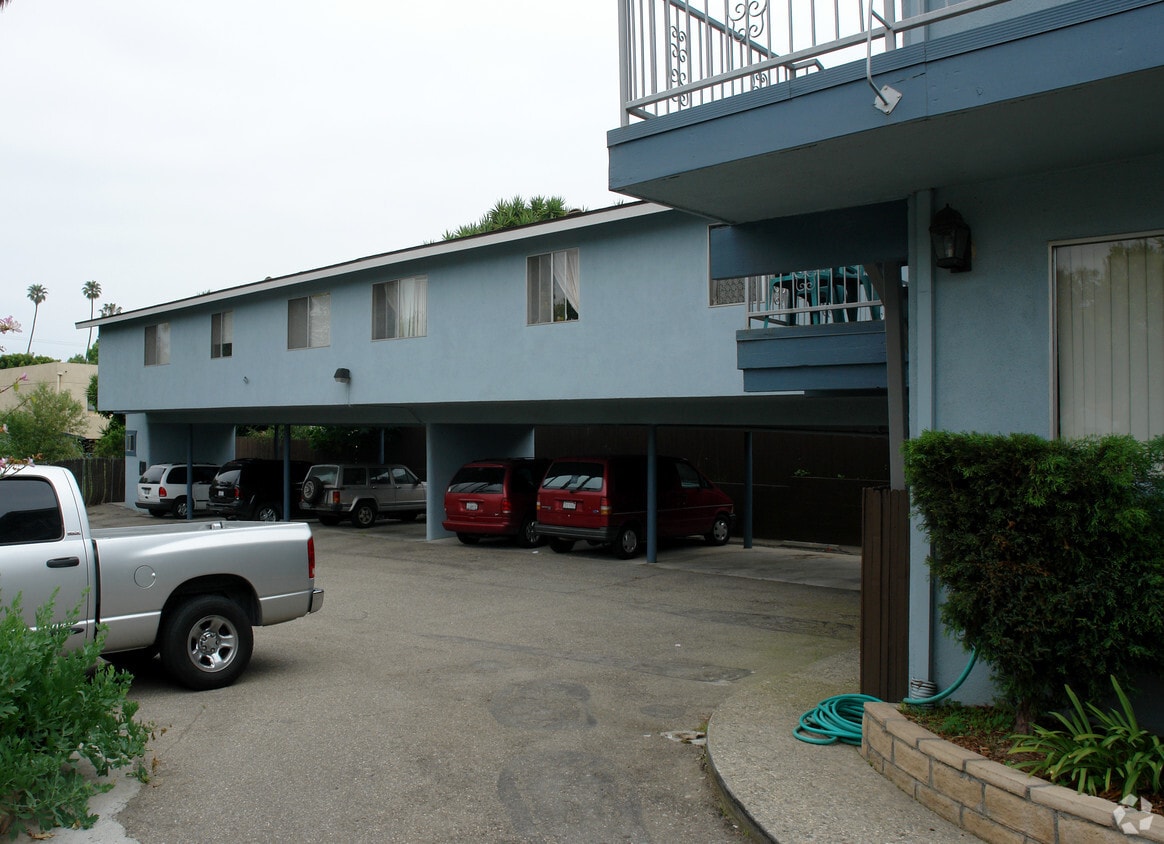 Building Photo - 524 Bath St