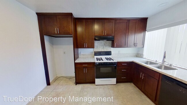 Foto del edificio - 2 br, 1.5 bath House - 404 N Richard
