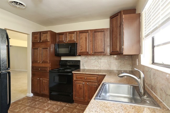 Foto del edificio - 6860 SW 26th St