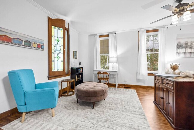 Foto del edificio - 912 Little Bay Ave