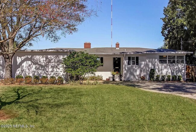 Foto del edificio - 721 Old Hickory Rd