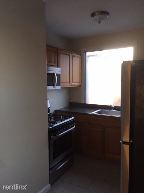 Foto del edificio - 1 br, 1 bath  - 1400 Whalley Ave # 1