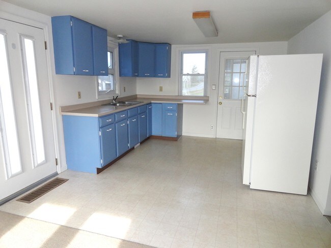 Foto del edificio - 630 N Farmersville Rd