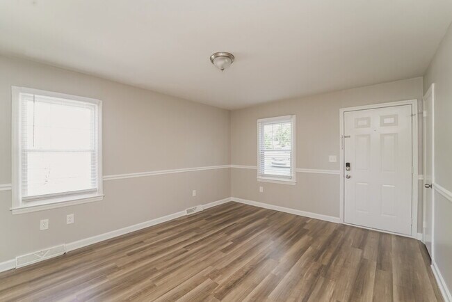 Foto del edificio - 722 Wilbrown Cir